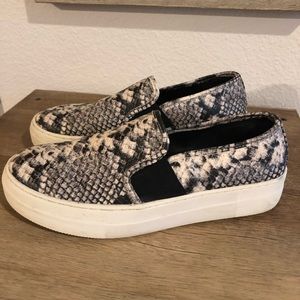 STEVE MADDEN Snake Skin Slides